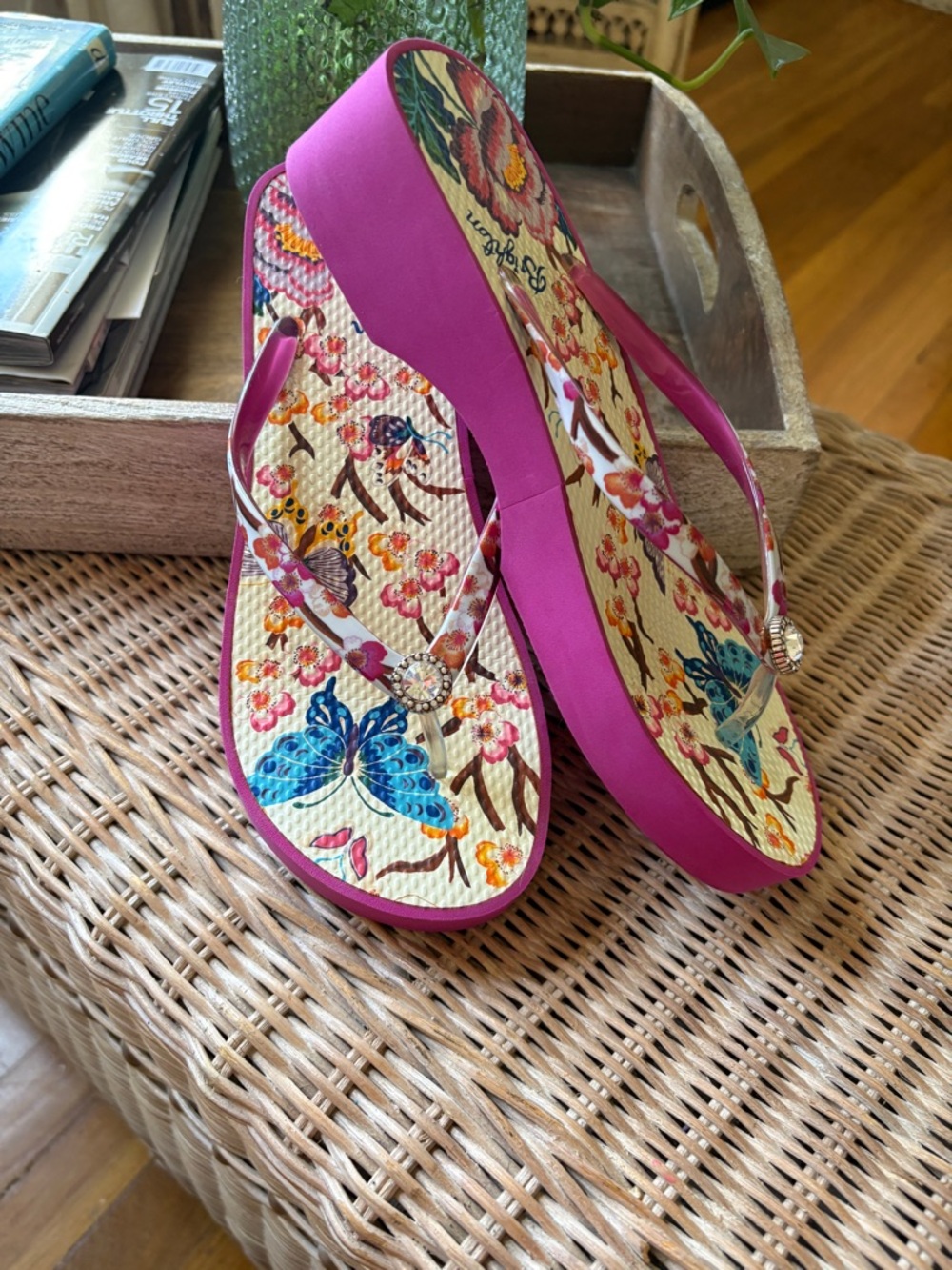 Brighton Pink Floral Butterfly Flip Flops - Picture 3 of 4
